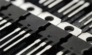 晶體管應(yīng)用在哪些場景？晶體管和功放IC的區(qū)別